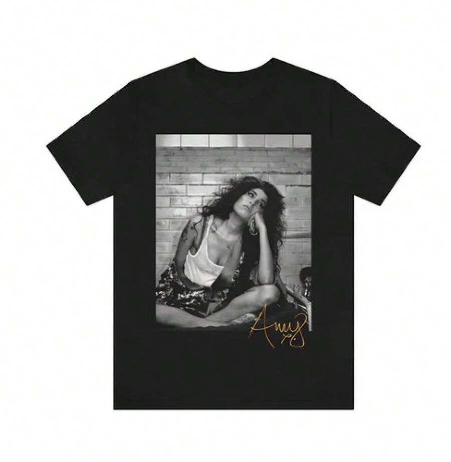 Urban Street Shirt Amy Winehou – обзор и цена Street Fashion Pose